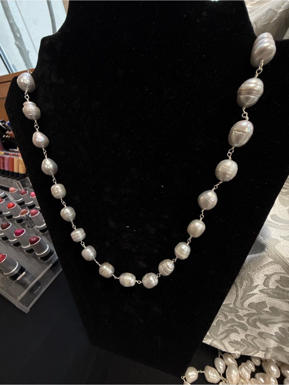 Freshwater Pearl Beaded Necklace - Silver Pearlescent